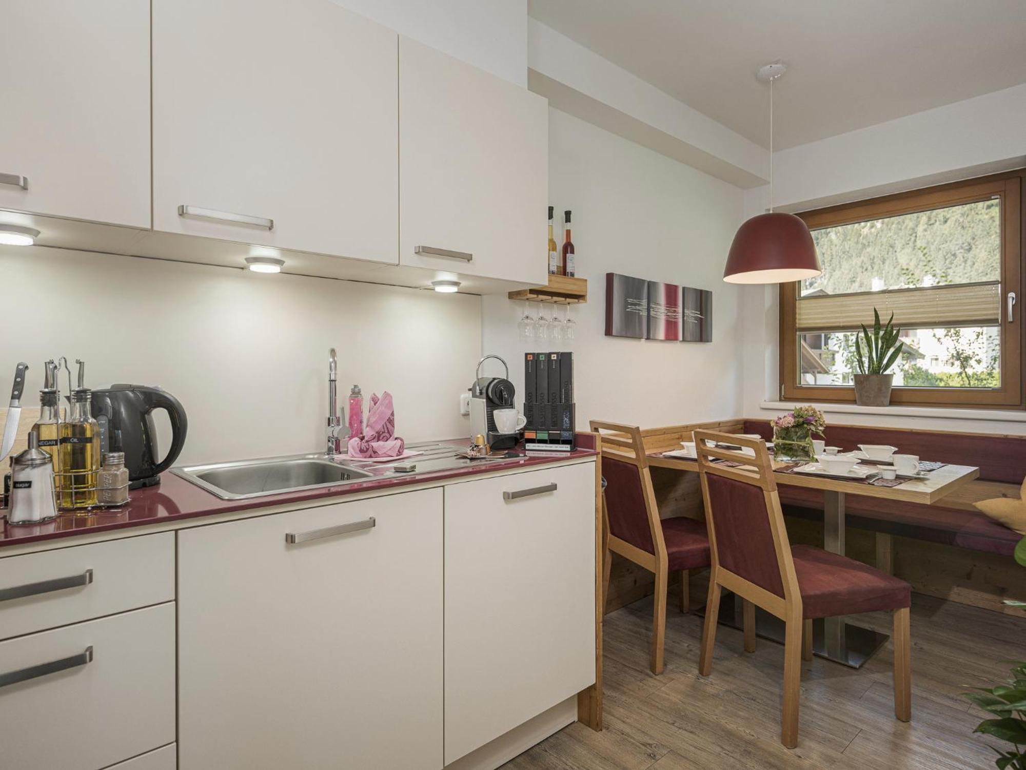 Apart Central – Premium Mountain&Garden Mayrhofen Zimmer foto