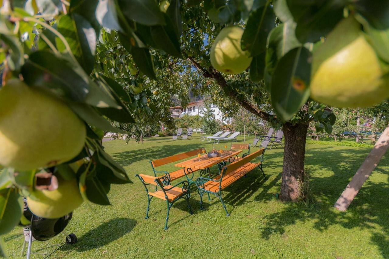 Apart Central – Premium Mountain&Garden Mayrhofen Exterior foto